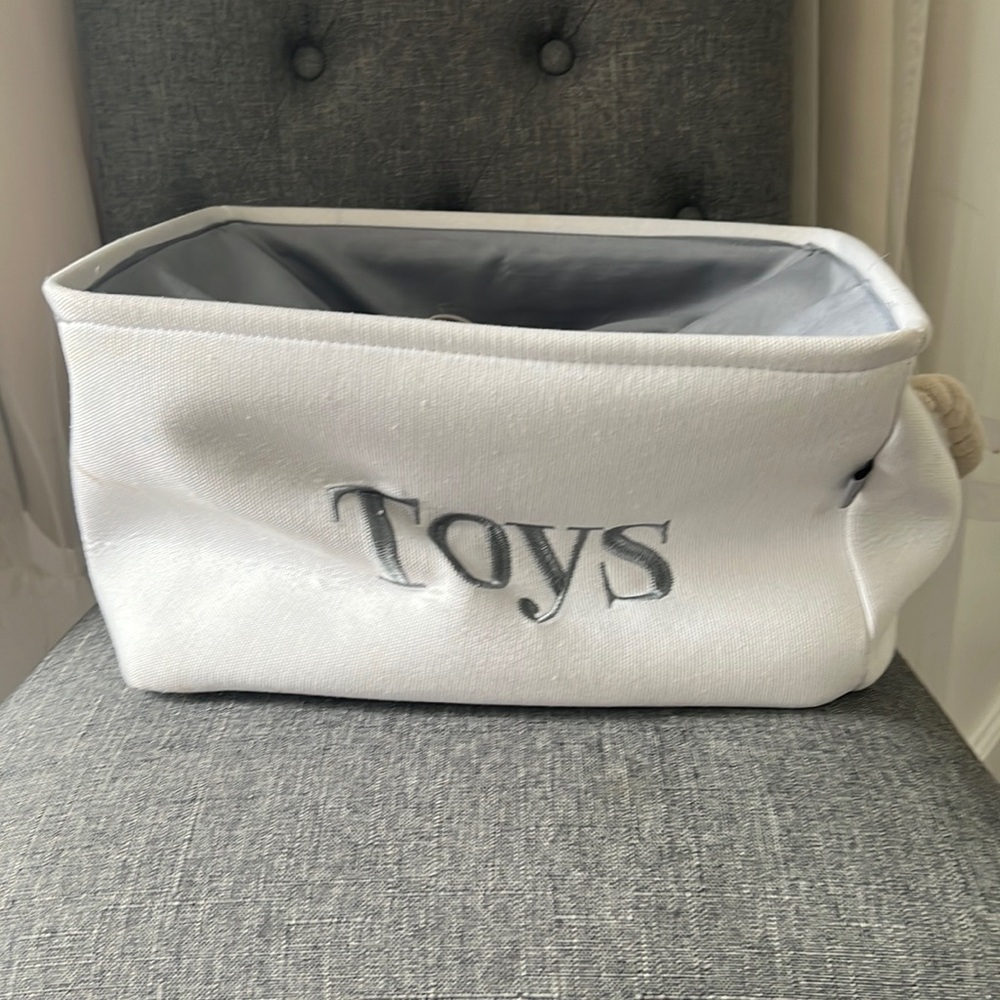 Toys Bin